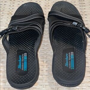 Skechers Wo's 7 Reggae Perfect Planning Slip On Buckle Black Outdoor Sandals